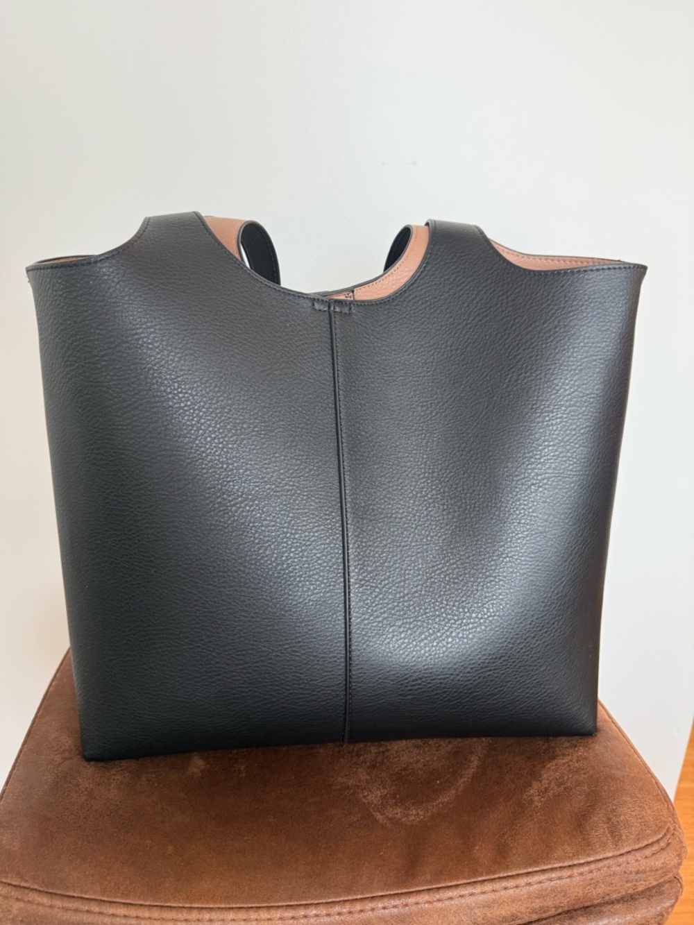 Black Tote with Contrasting Interior